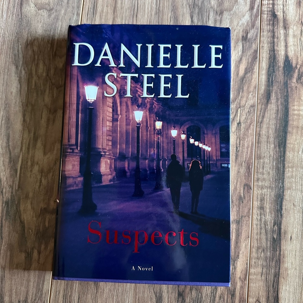 Danielle Steel Hardcover Book : Suspects